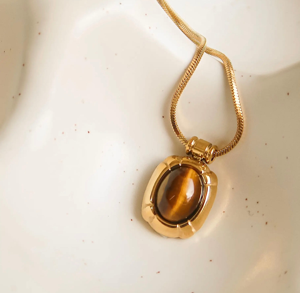 Dax Brown Stone Necklace