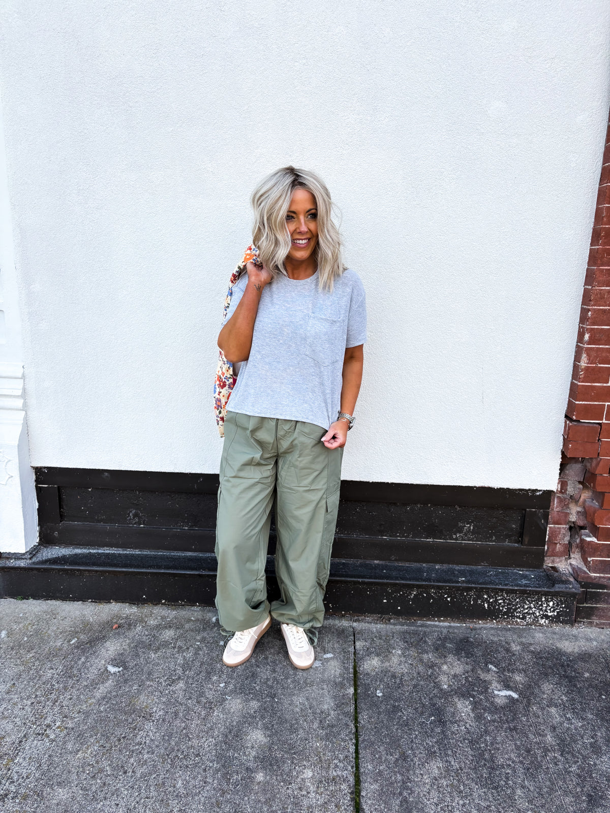 Boston Round Neck Tee