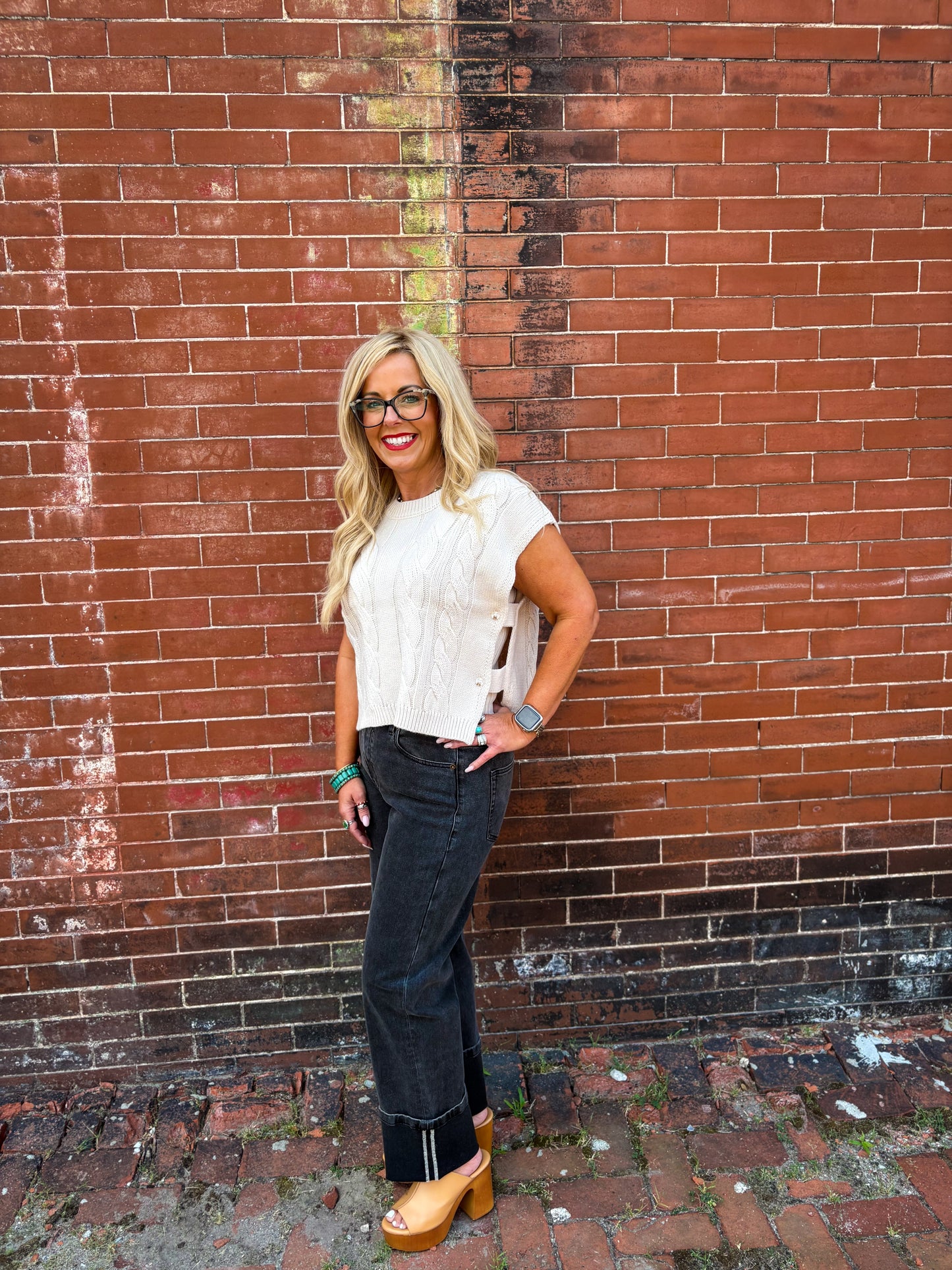 Side Note Sweater Vest - Cream