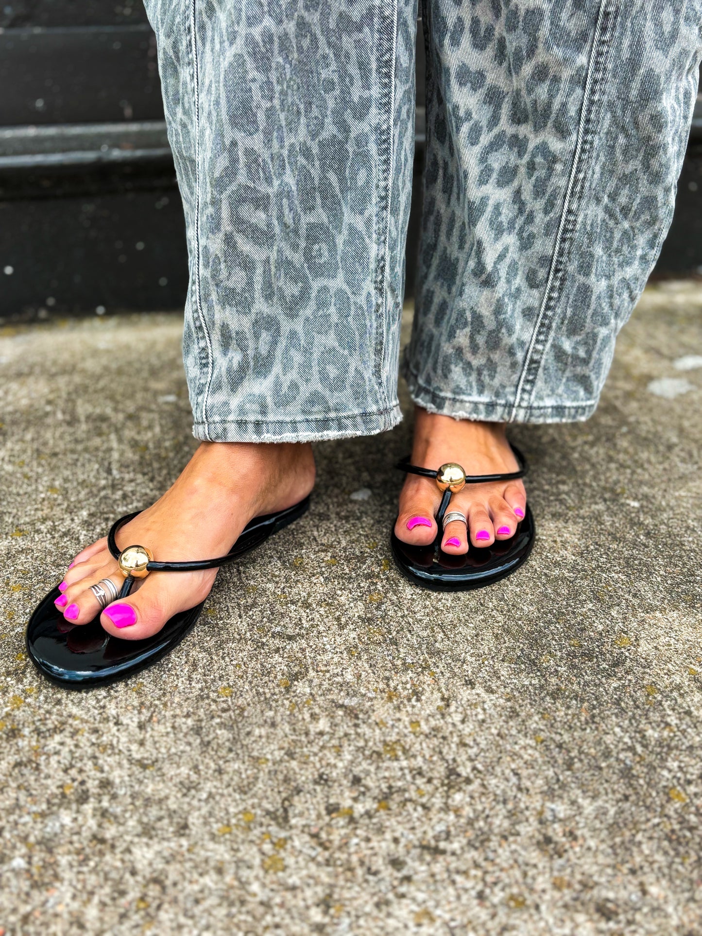 The Everyday Black Flip Flop