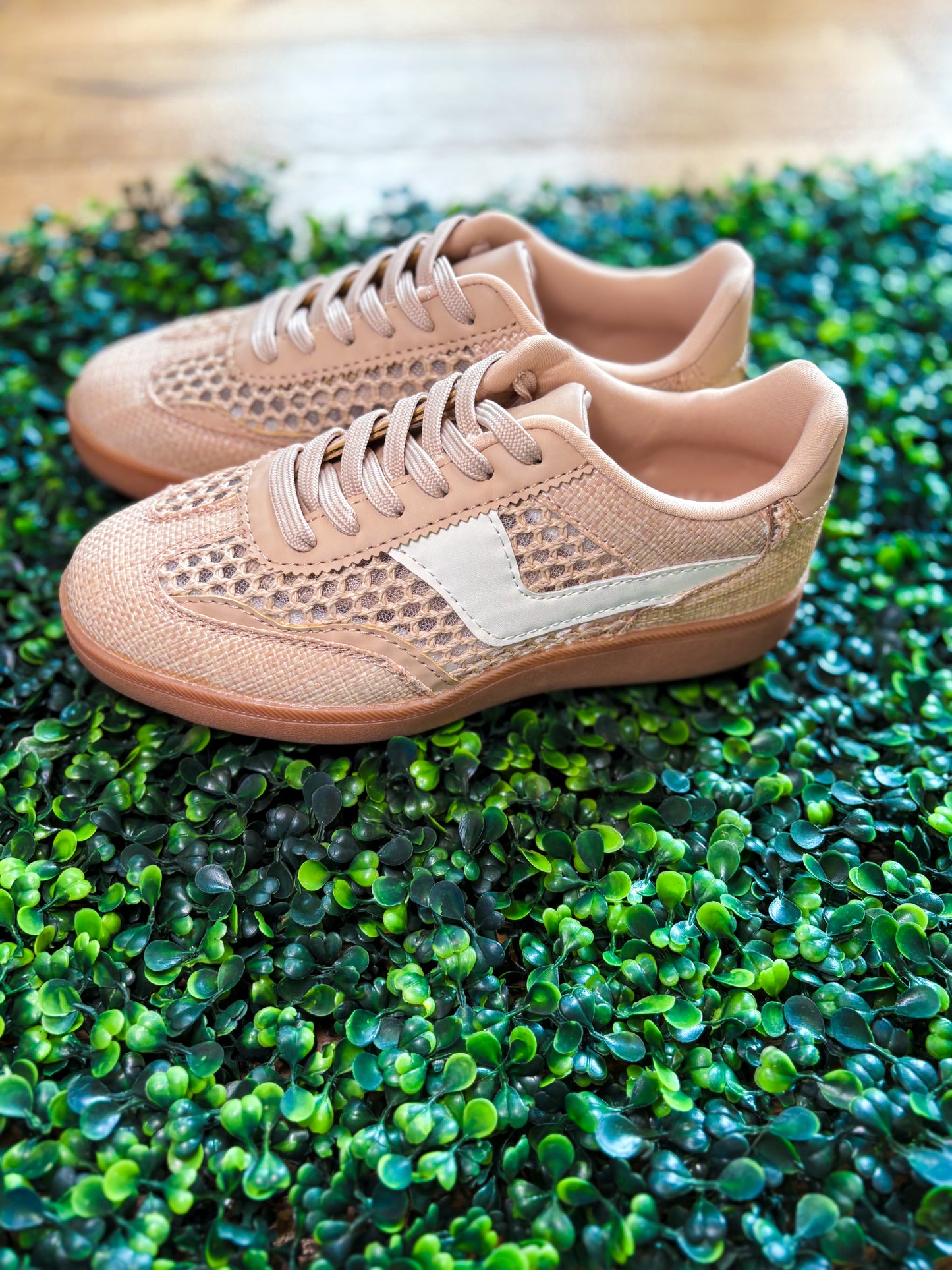 Kylie Sneaker