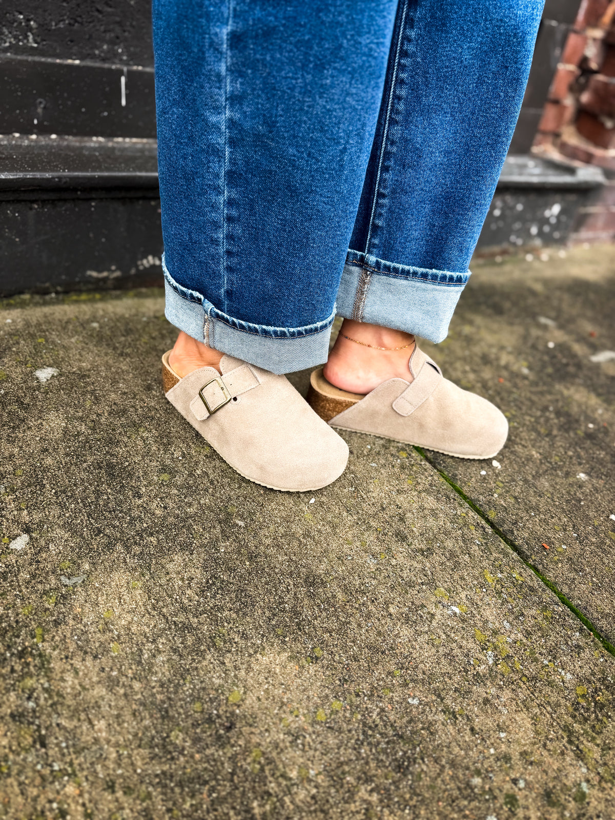The Dakota Clog