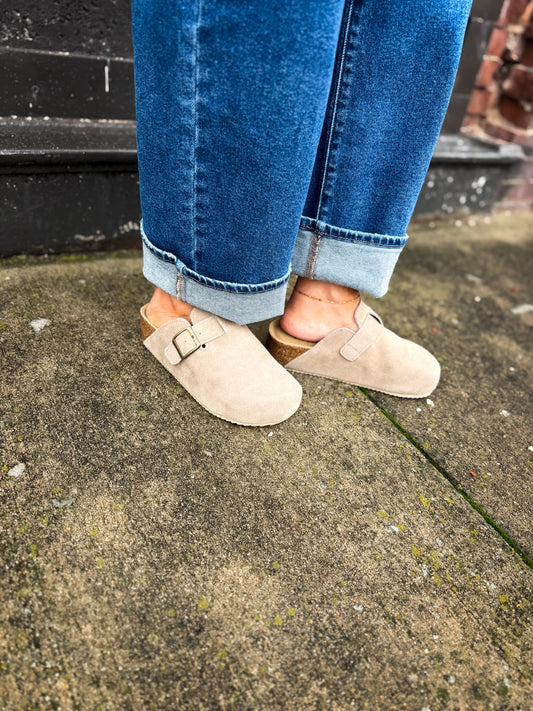 The Dakota Clog