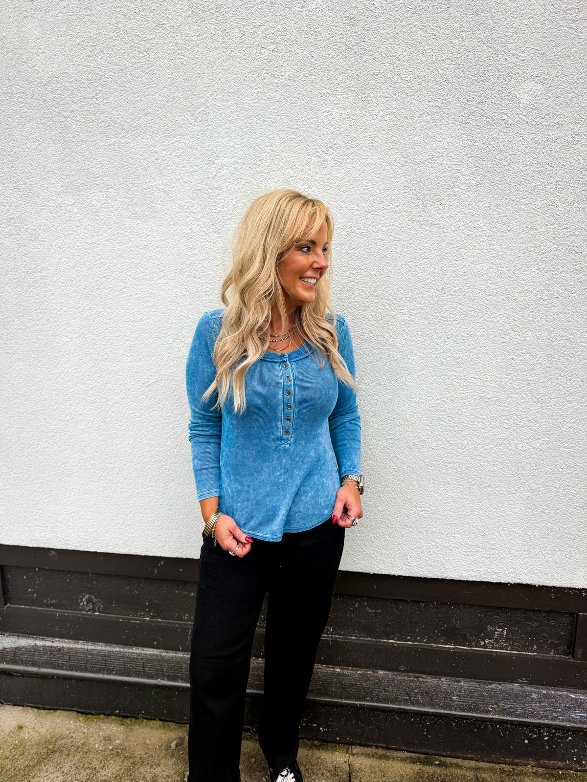 The Sawyer Henley Vintage Blue