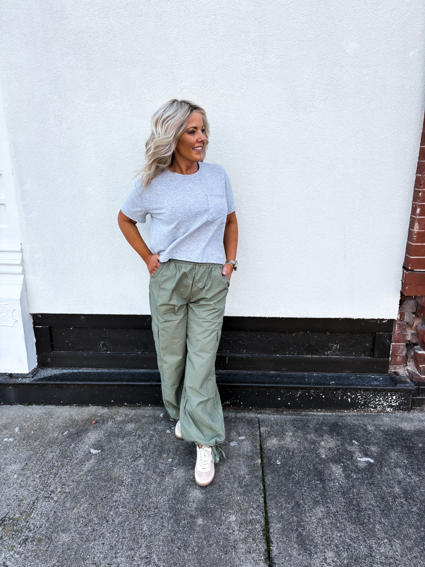 Boston Round Neck Tee