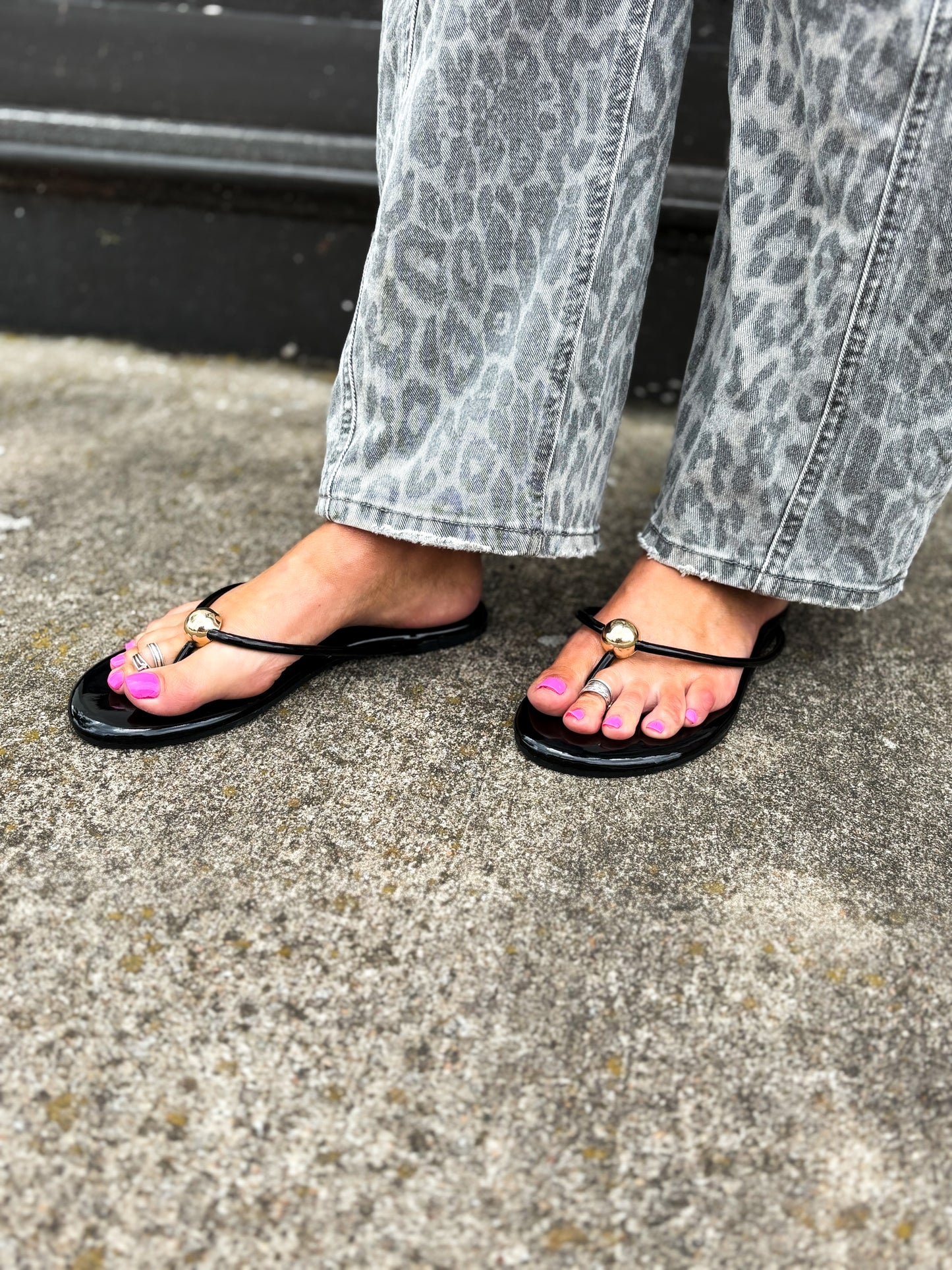 The Everyday Black Flip Flop