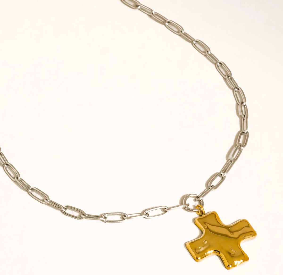 Zeni Cross Necklace