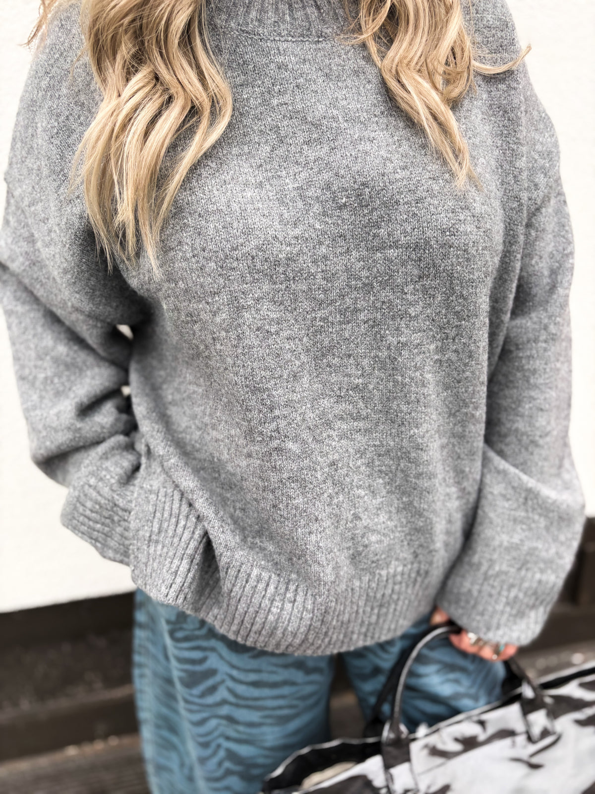 The Signature Tie Grey Sweater