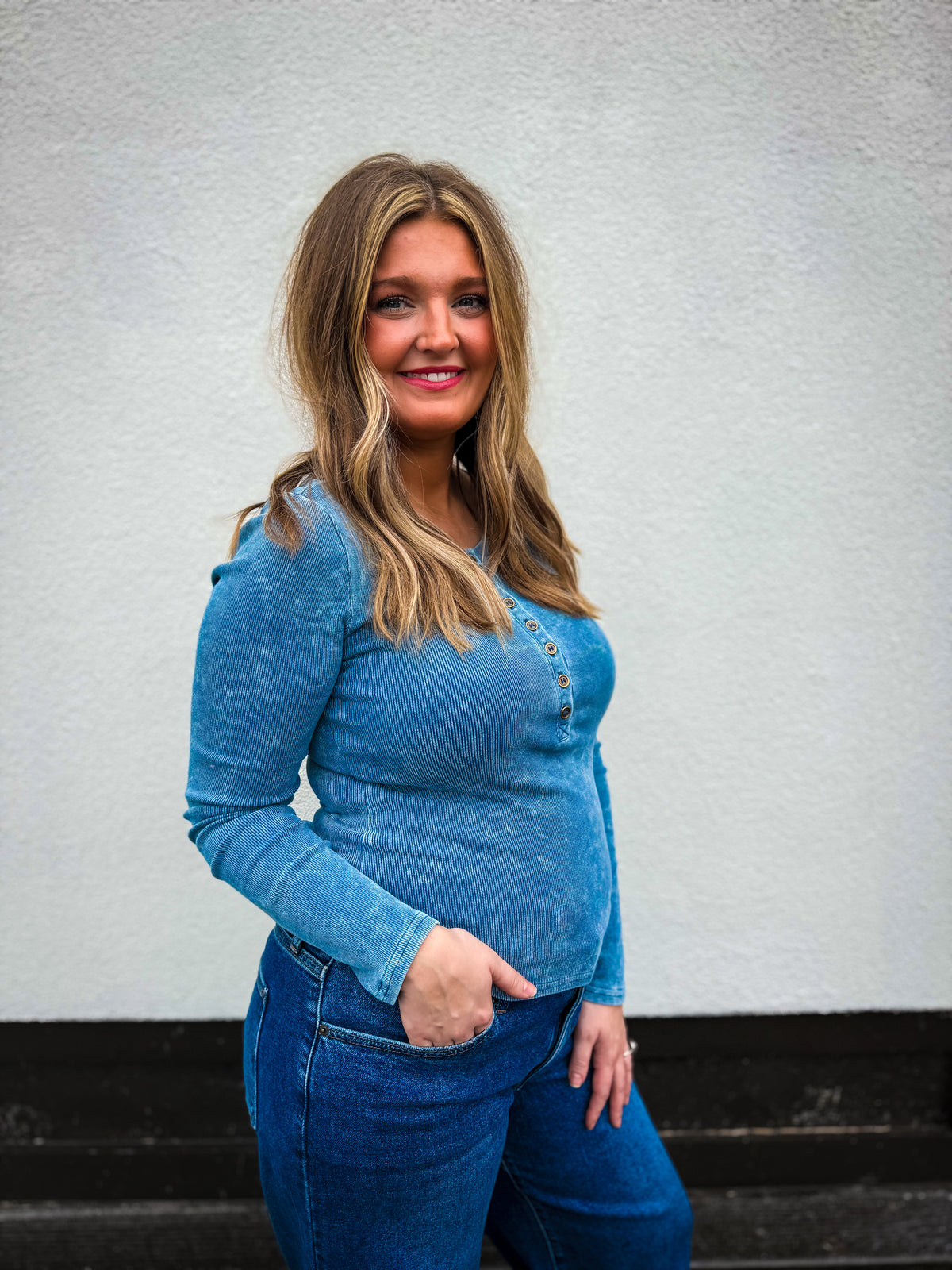 The Sawyer Henley Vintage Blue