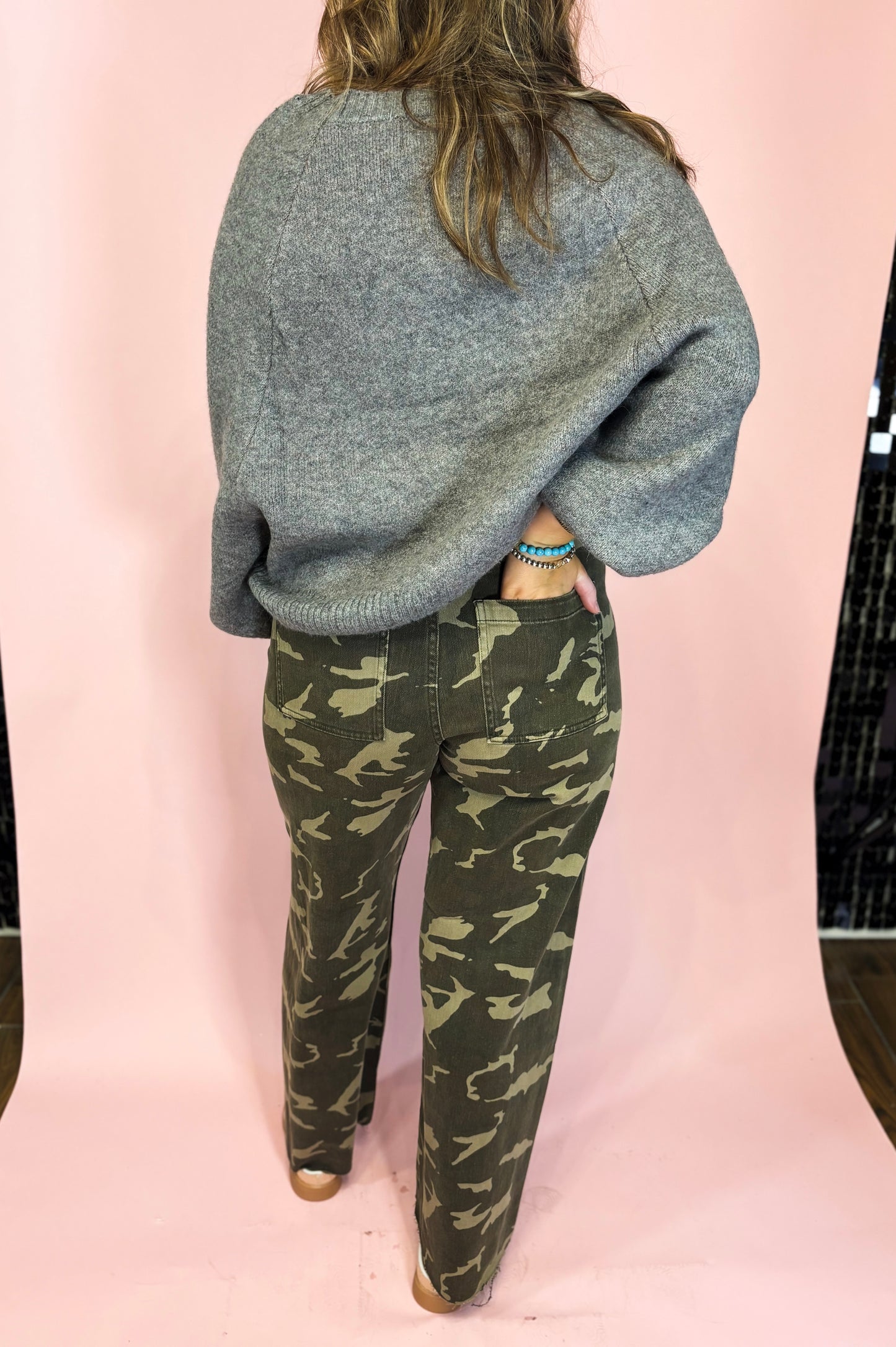 Camo Curve Pants